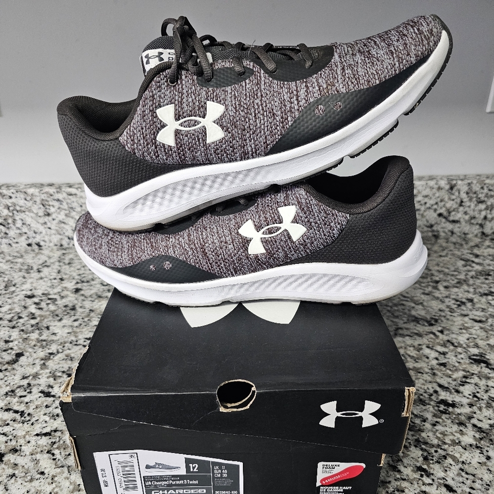 Men's Under Armour shoes 12